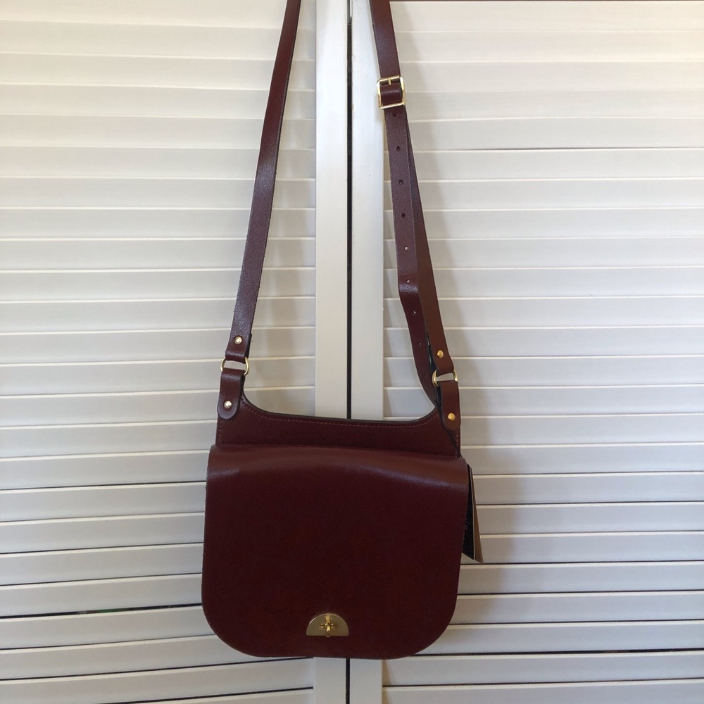 BURGUNDY BAG NEVER USED